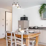 Sunshine - Luxury Property, With Pool & Large Private Garden, Few Steps From The Beach, Ideal For Families, Large Groups And People With Mobility Issuess *
