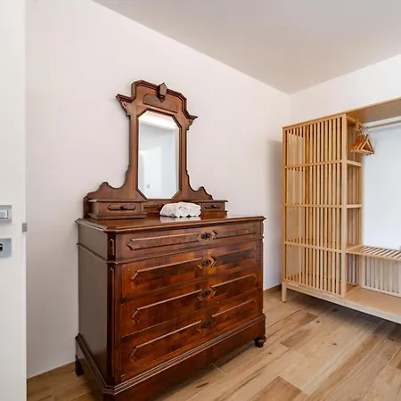 Sunshine - Luxury Property, With Pool & Large Private Garden, Few Steps From The Beach, Ideal For Families, Large Groups And People With Mobility Issuess Vila *