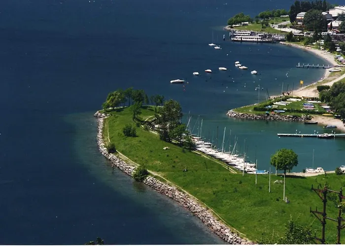 Sunshine - Luxury Property, With Pool & Large Private Garden, Few Steps From The Beach, Ideal For Families, Large Groups And People With Mobility Issuess