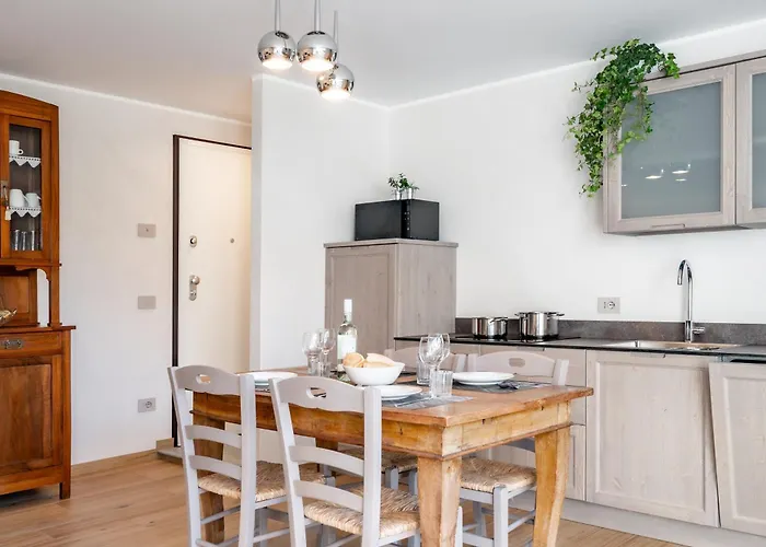 Sunshine - Luxury Property, With Pool & Large Private Garden, Few Steps From The Beach, Ideal For Families, Large Groups And People With Mobility Issuess *