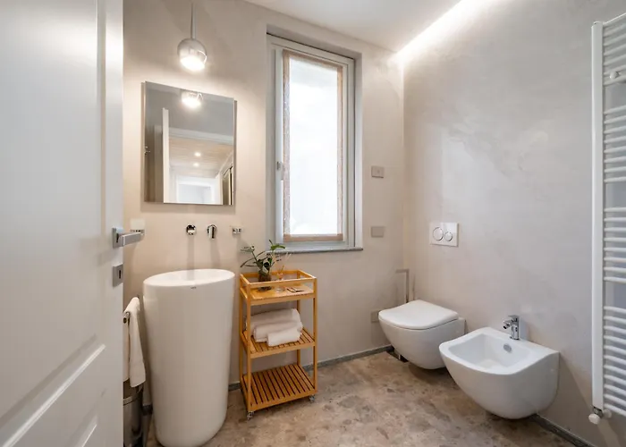 Sunshine - Luxury Property, With Pool & Large Private Garden, Few Steps From The Beach, Ideal For Families, Large Groups And People With Mobility Issuess * Dervio