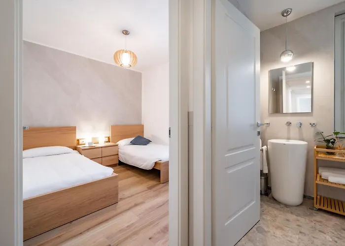 Sunshine - Luxury Property, With Pool & Large Private Garden, Few Steps From The Beach, Ideal For Families, Large Groups And People With Mobility Issuess Villa Dervio