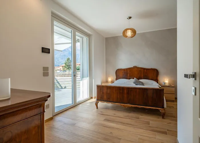 Sunshine - Luxury Property, With Pool & Large Private Garden, Few Steps From The Beach, Ideal For Families, Large Groups And People With Mobility Issuess * Dervio