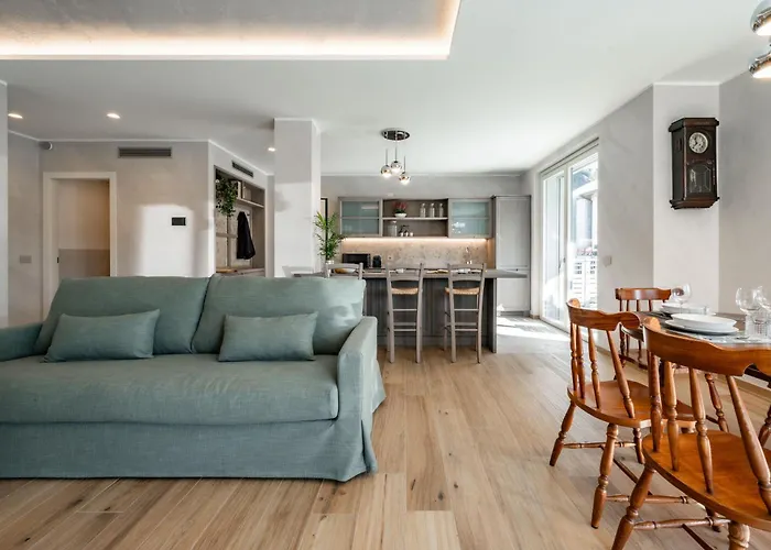 Villa Sunshine - Luxury Property, With Pool & Large Private Garden, Few Steps From The Beach, Ideal For Families, Large Groups And People With Mobility Issuess