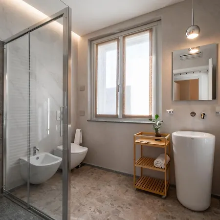 Sunshine - Luxury Property, With Pool & Large Private Garden, Few Steps From The Beach, Ideal For Families, Large Groups And People With Mobility Issuess * 데르비오